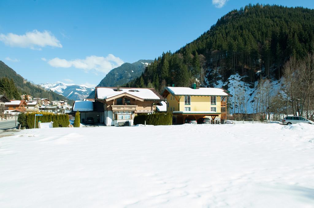 Landhaus Schattbergblick Hotel Viehhofen Exterior photo